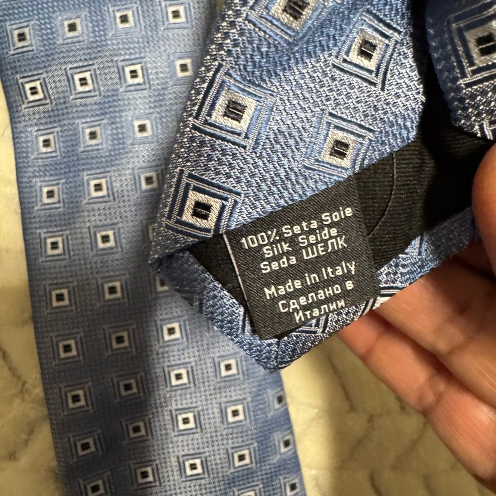 Boss Light Blue Square Pattern Silk Tie - Picture 4 of 6